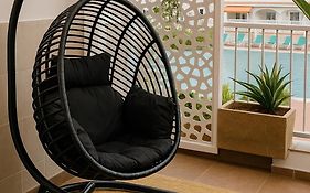 Apartment With Terrace And Pool, Los Cristianos